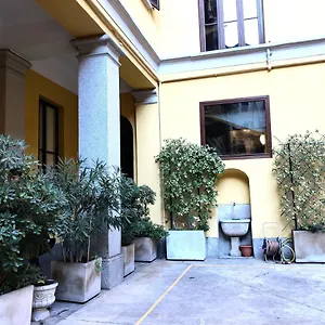 Youhosty - Arnaboldi 15 Appartamento